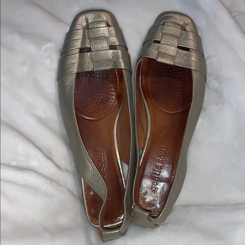 Gentle Souls Elegant Gold Leather Women Shoes
